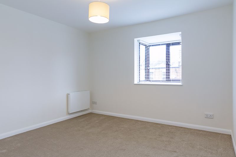 Master bedroom- click for photo gallery